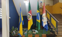 01.09.2021 - 4º ano pesquisa as Bandeiras do Brasil