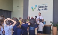 Estudantes do 3º ano do Ensino Fundamental visitam o maior memorial da agricultura brasileira em Horizontina