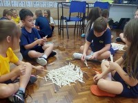 2º ano explora o raciocínio lógico com o jogo ‘Nunca 10’